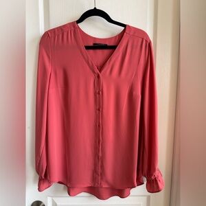 T Tahari pink button up blouse L